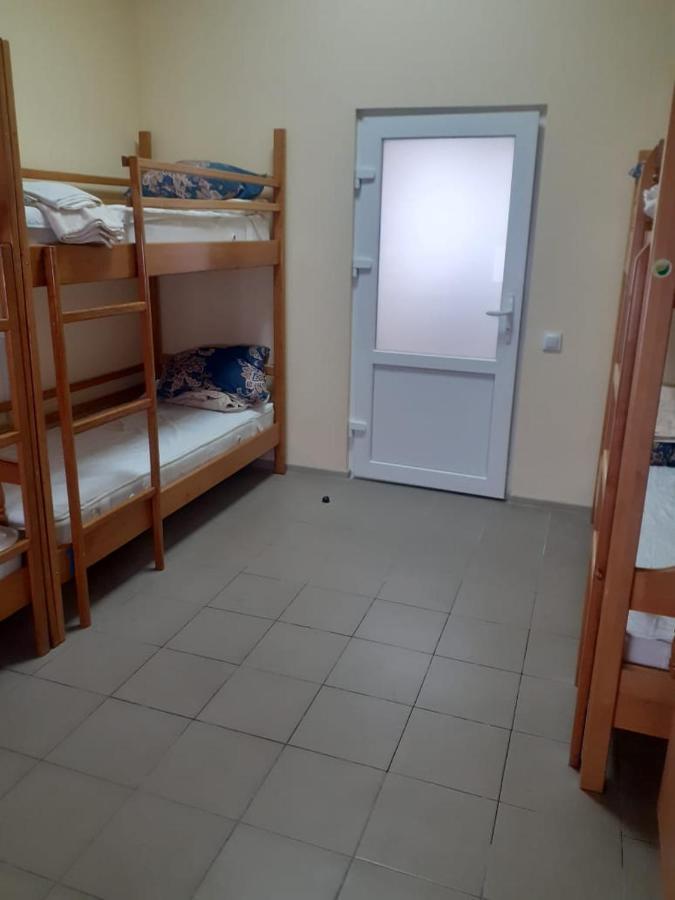 Hostel Stozhary Ternopil Exterior foto
